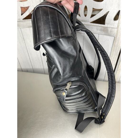 Looptworks Loopt Classics Limited Edition Black Recycled Leather Backpack Bag - Picture 7 of 11